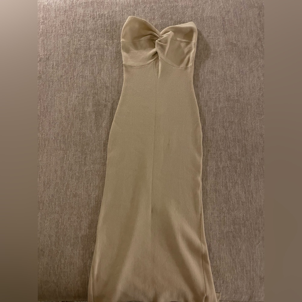 Shein women’s M knit body con strapless maxi dress